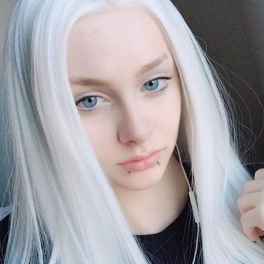 22" Platinum Long Straight LaceFront Wig